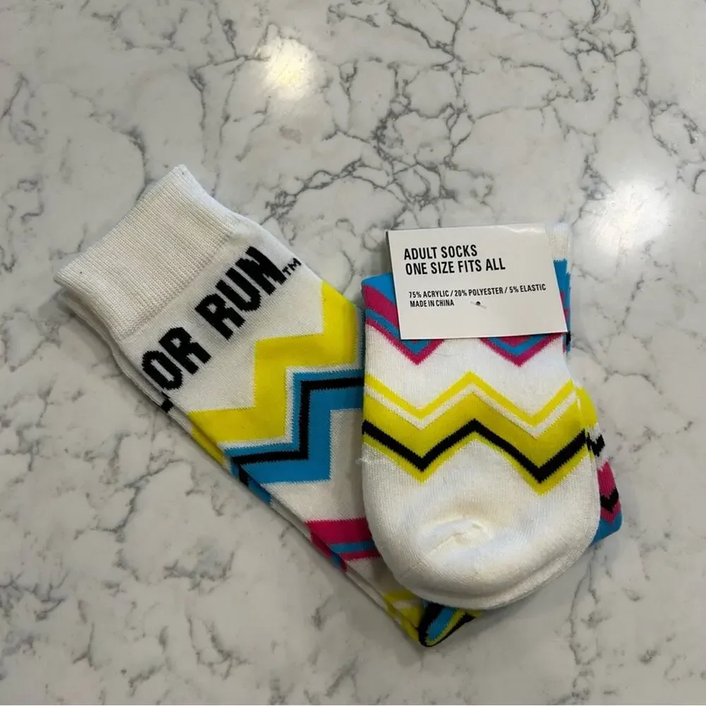 NWT The‎ Color Run Adult Socks